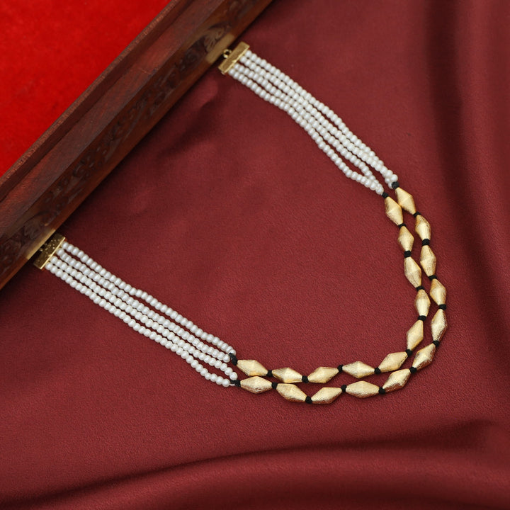 Haadiyaa 2 Layer Pearl Neckpiece