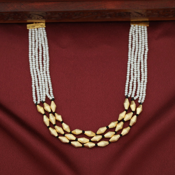 Haadiyaa 3 Layer Pearl Neckpiece