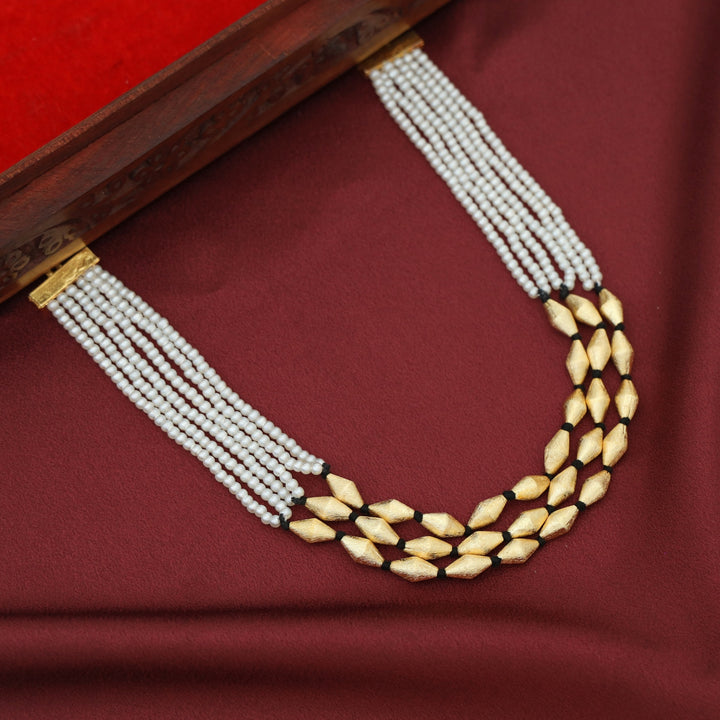 Haadiyaa 3 Layer Pearl Neckpiece