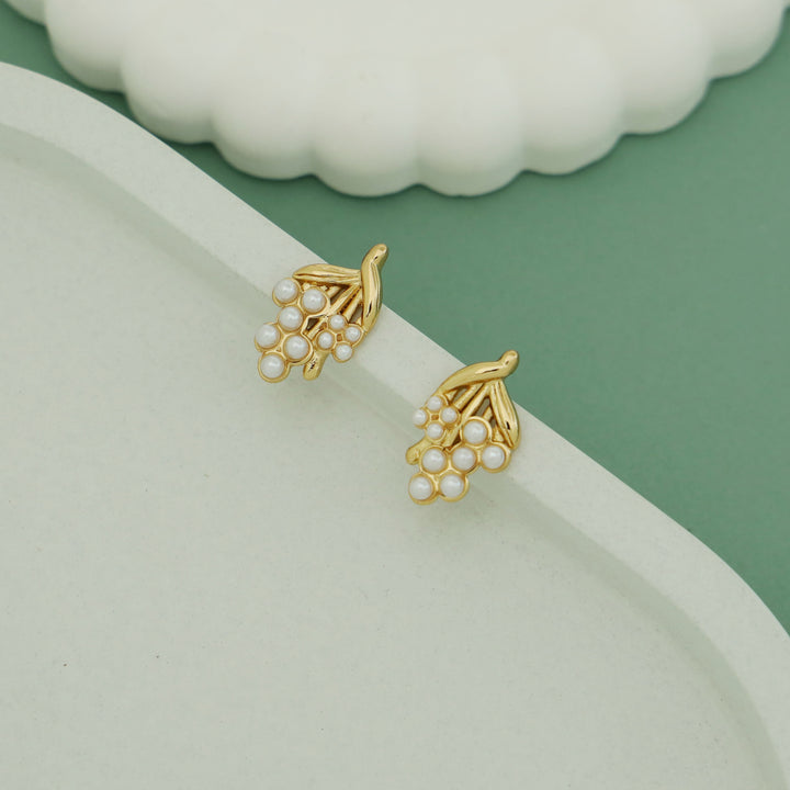Ellis Golden Pearl Grape Stud