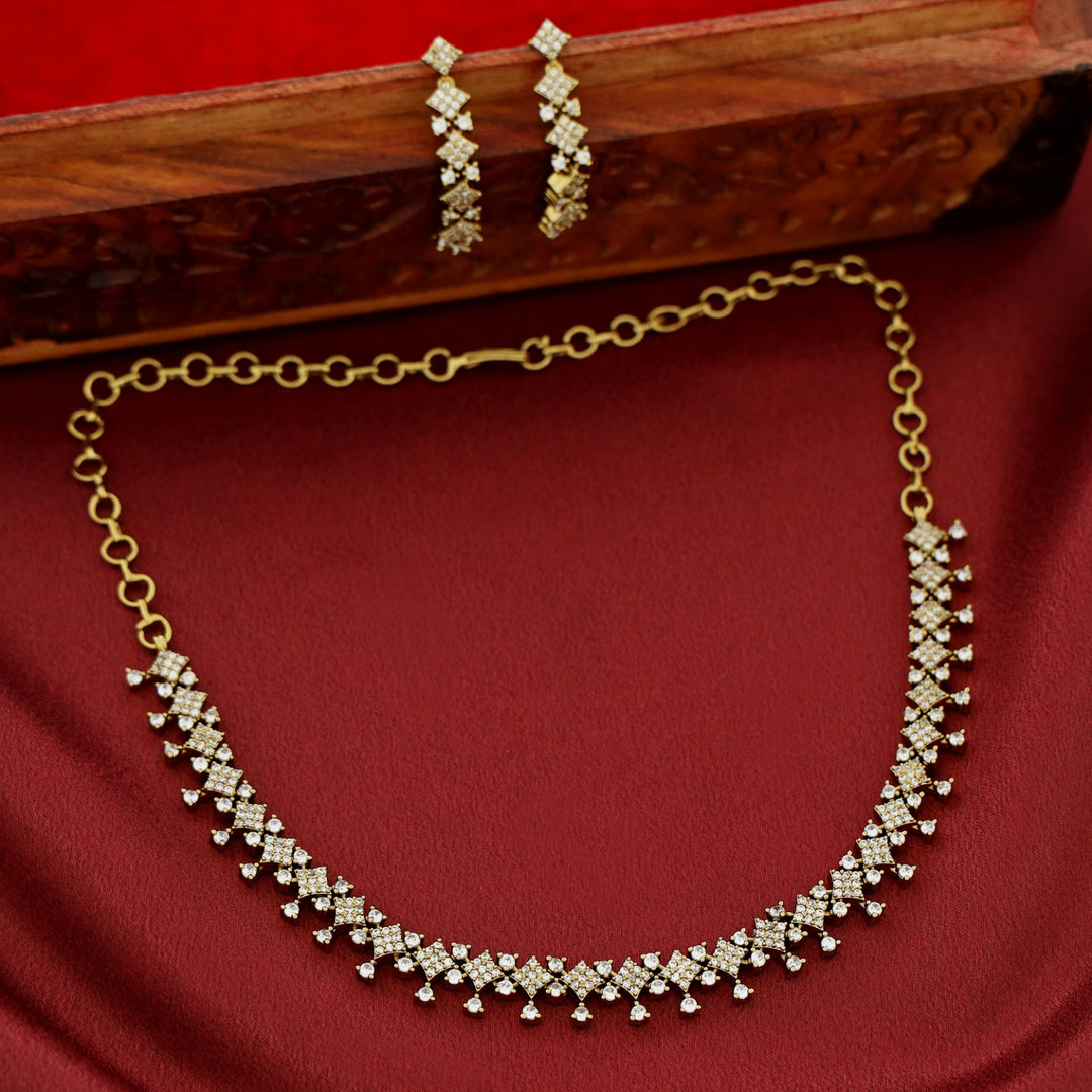 Omisha AD Stone Neckpiece With Earring