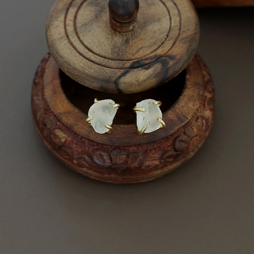 Zuma Raw Stone Stud