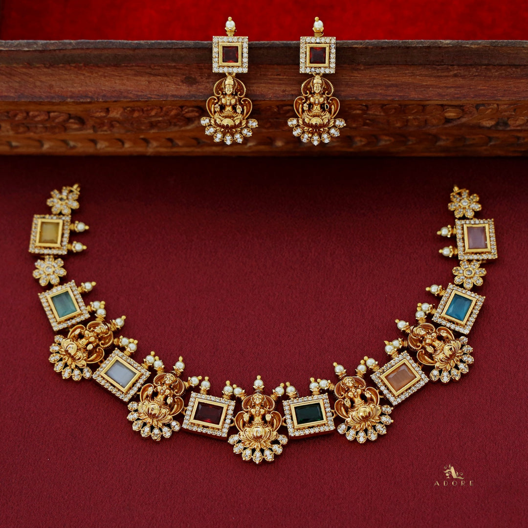 Aiswaryalekshmi Golden Stoned Rectangular Neckpiece With Earring