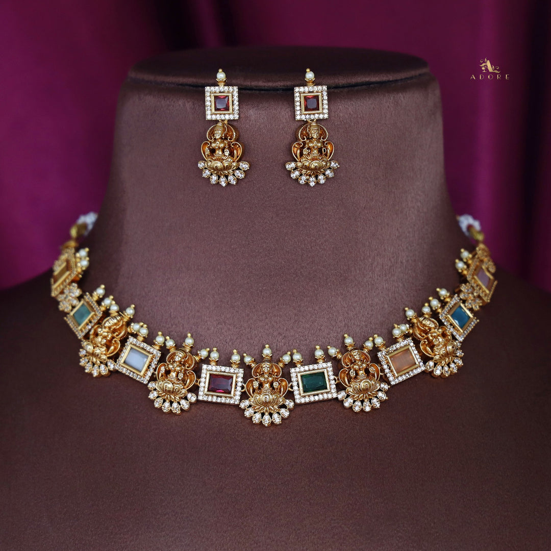 Aiswaryalekshmi Golden Stoned Rectangular Neckpiece With Earring