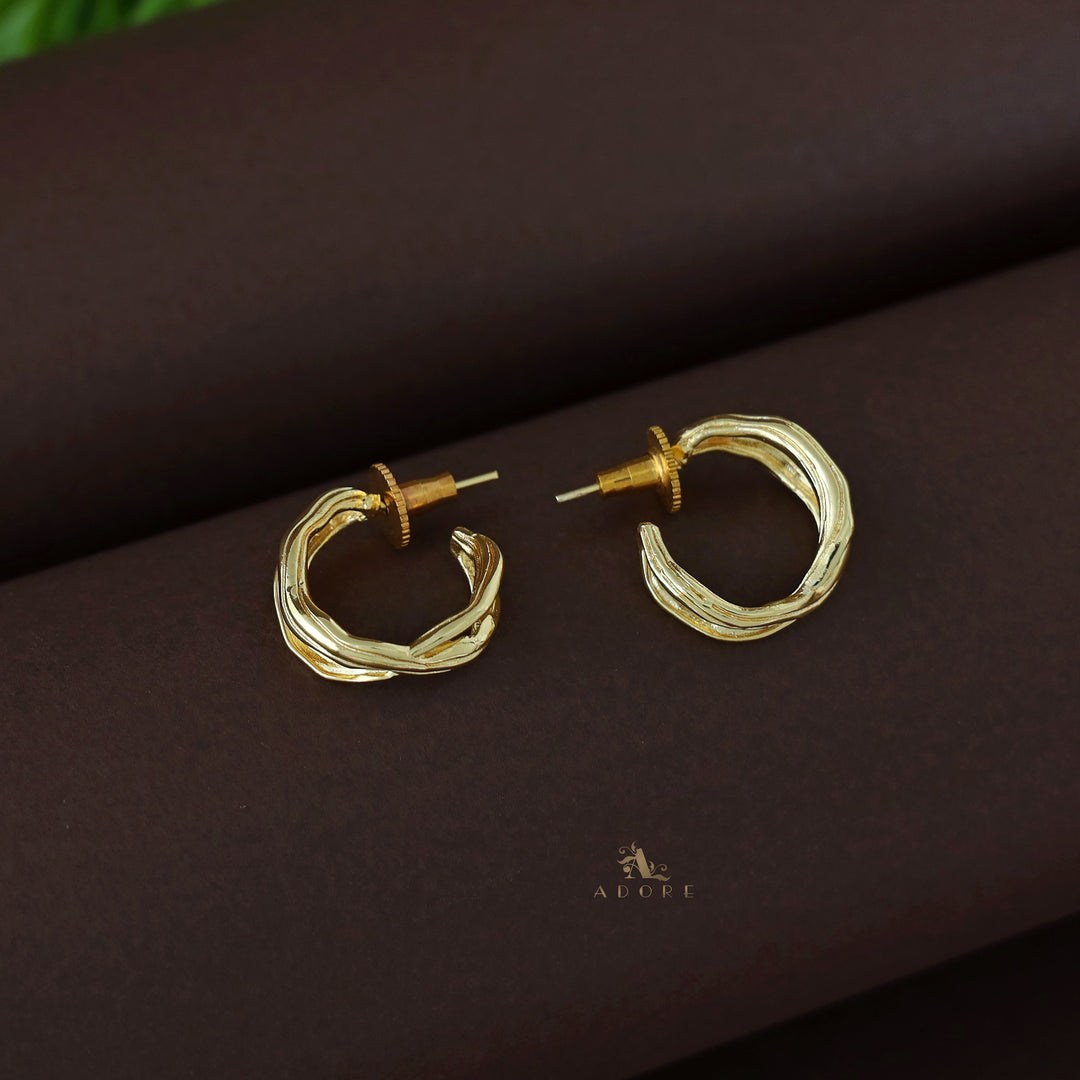 Golden 2 Layer Cross Wave Hoop