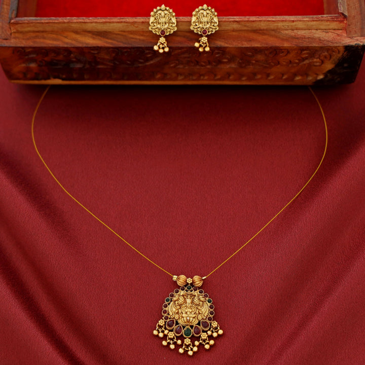 Dharika Devi Mayura String Neckpiece With Earring