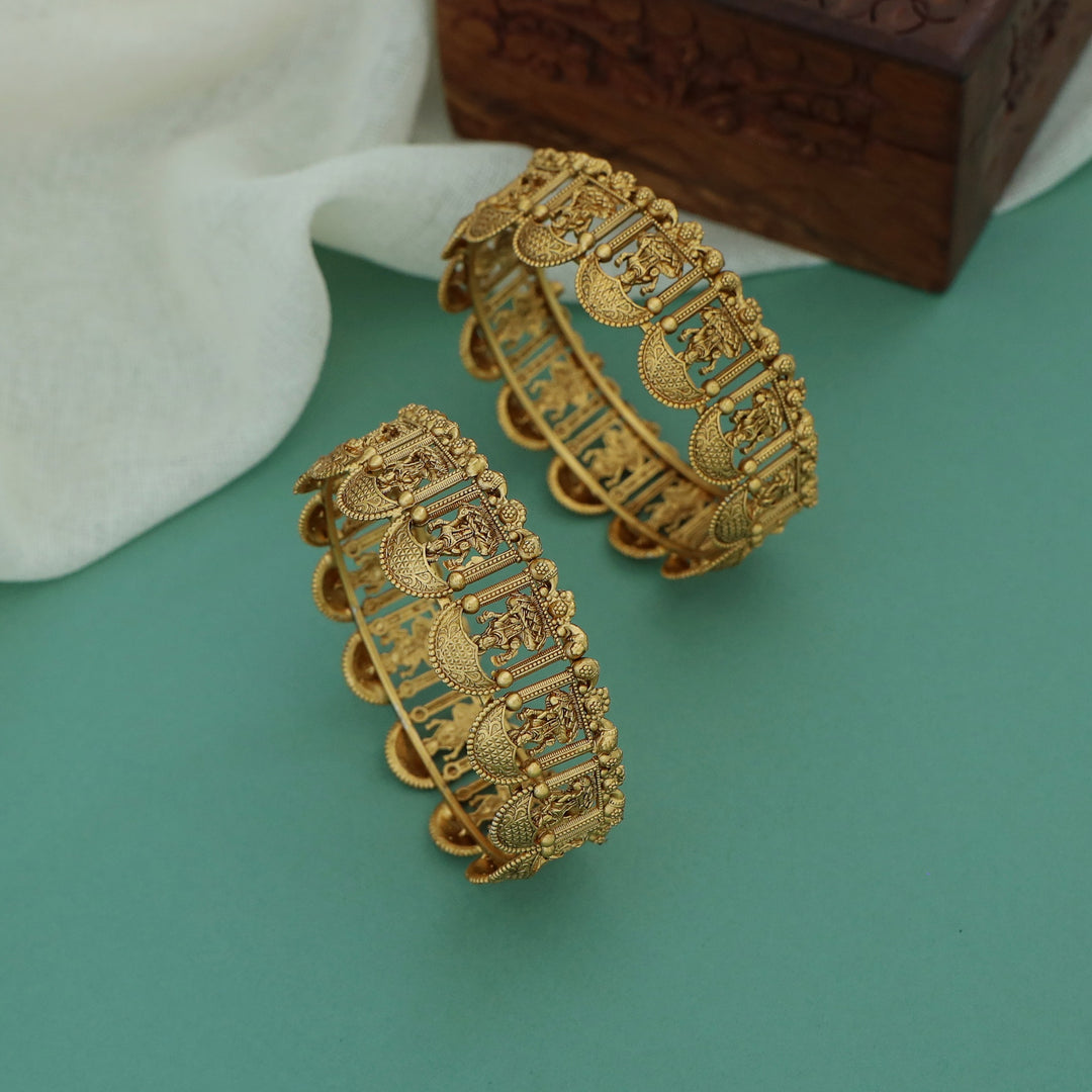Lakshmika Devi Prathishta Bangle (Set Of 2)