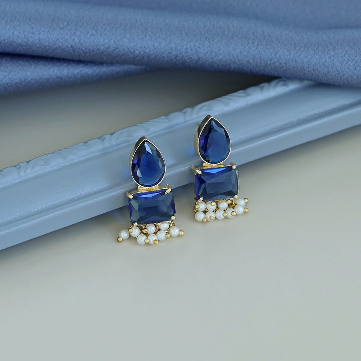 Glossy Valeska Pearl Earring