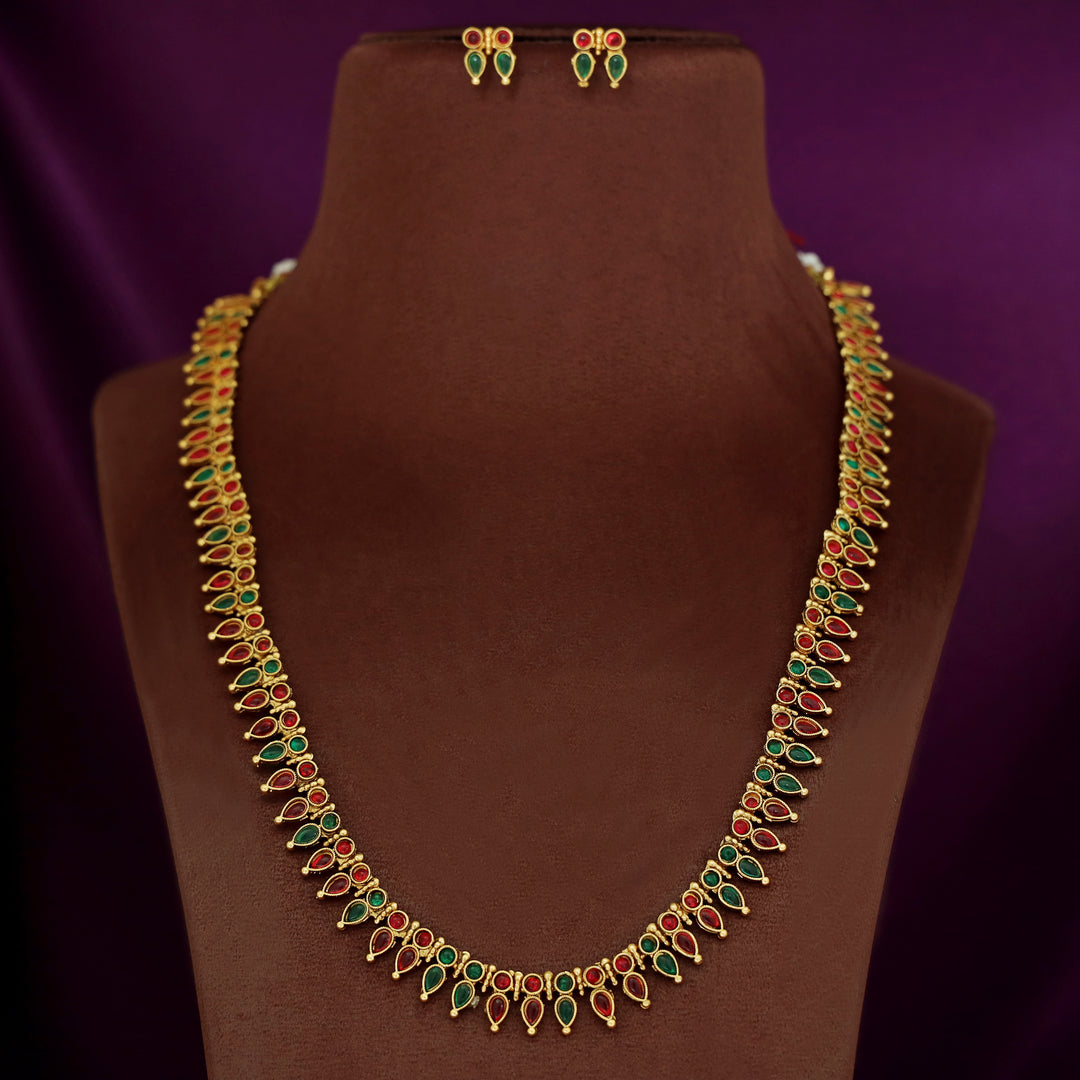 Ujjaini Palakka Neckpiece With Earring