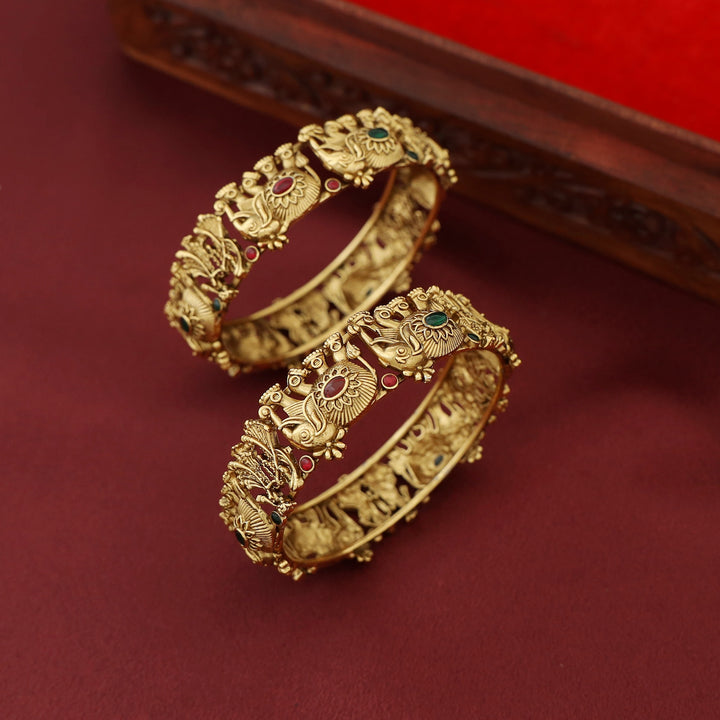 Indrakshi Gajavanthi Wedding Bangle (Set Of 2)