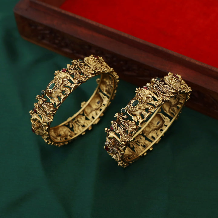 Indrakshi Gajavanthi Wedding Bangle (Set Of 2)