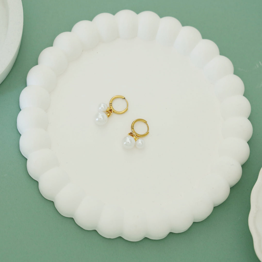 Dhivina Dual Pearl Hoop