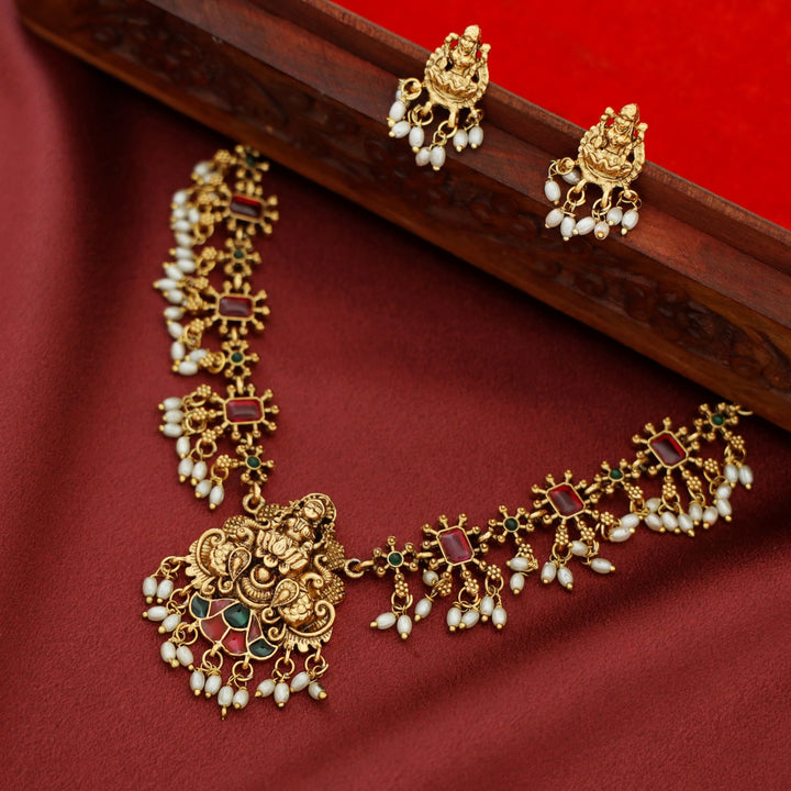 Kridhansha Rice Pearl Short Neckpiece With Earring