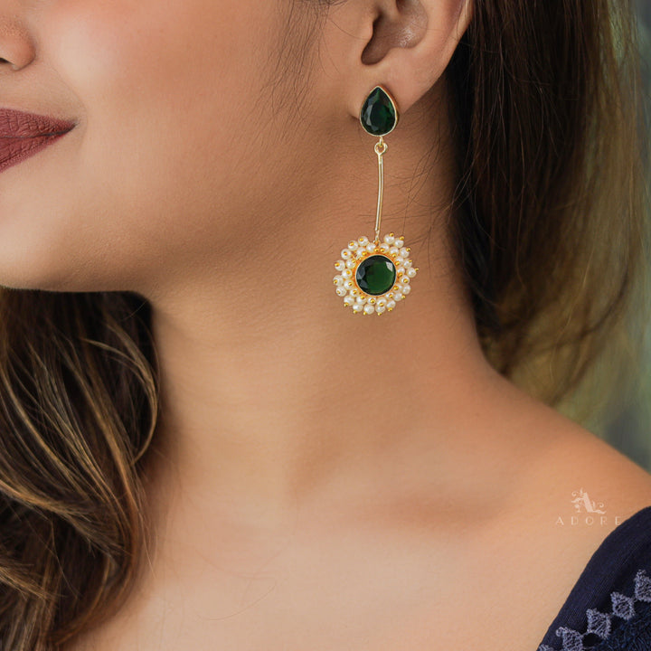 Aabheri Stem Glossy With Pearl Earring