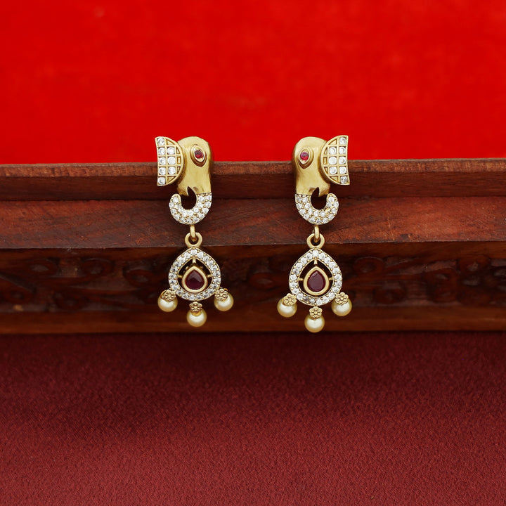 Lakshmi Airavath AD Stone Pearl Stiff Wing Neckpiece With Earring