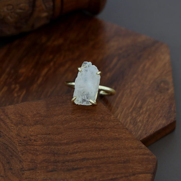 Dilrupa Raw Stone Ring