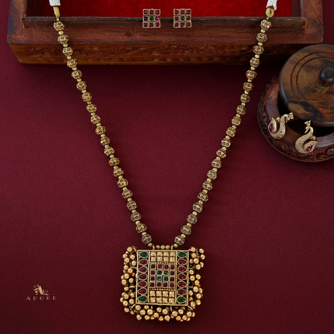 Hemalatha Mayura Reversible Ball Neckpiece with Earring
