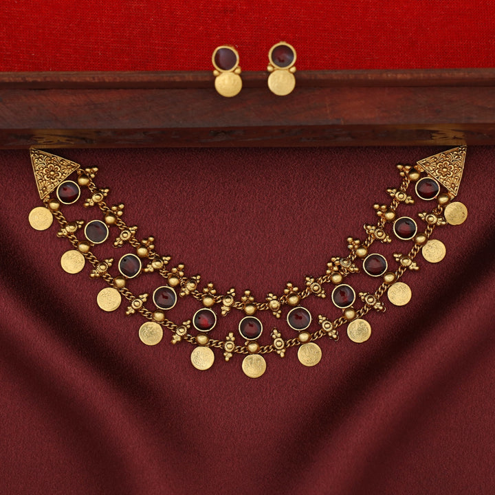 Jyotirmayee Mini Kashi Circle Enamel Choker With Earring