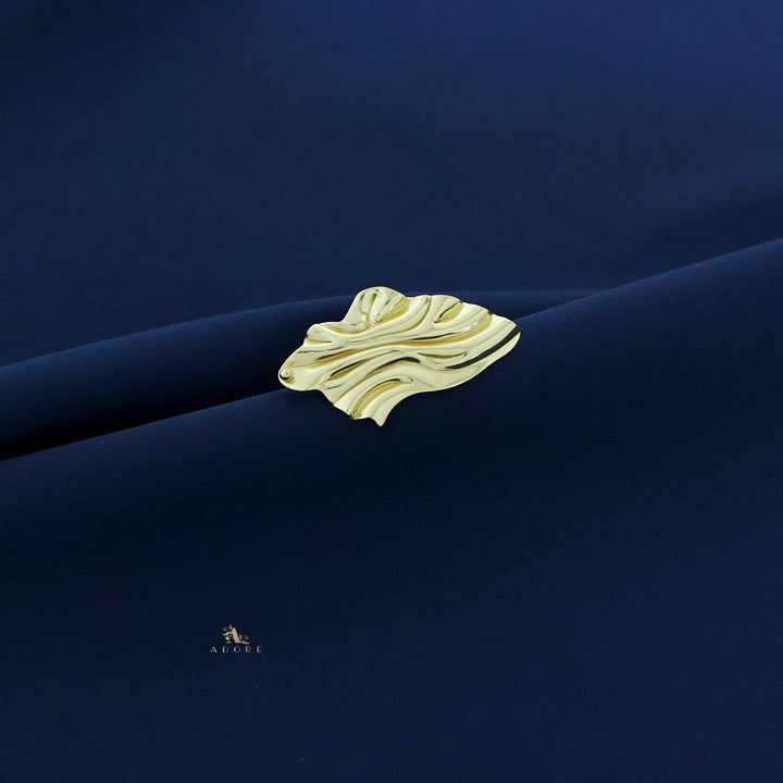 Golden Wrinkled Halia Ring