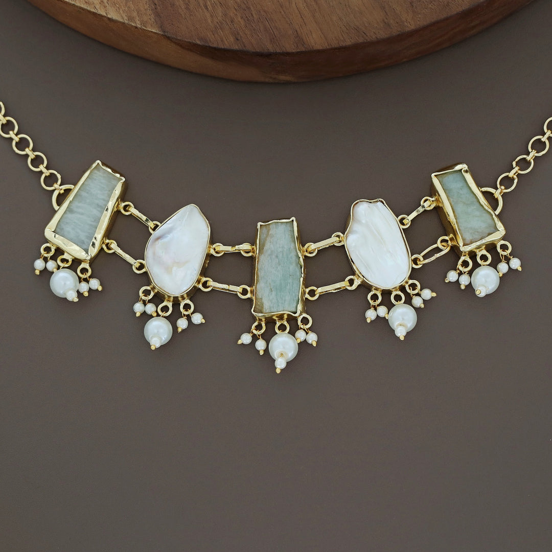 Bethany Raw Stone With Baroque Choker
