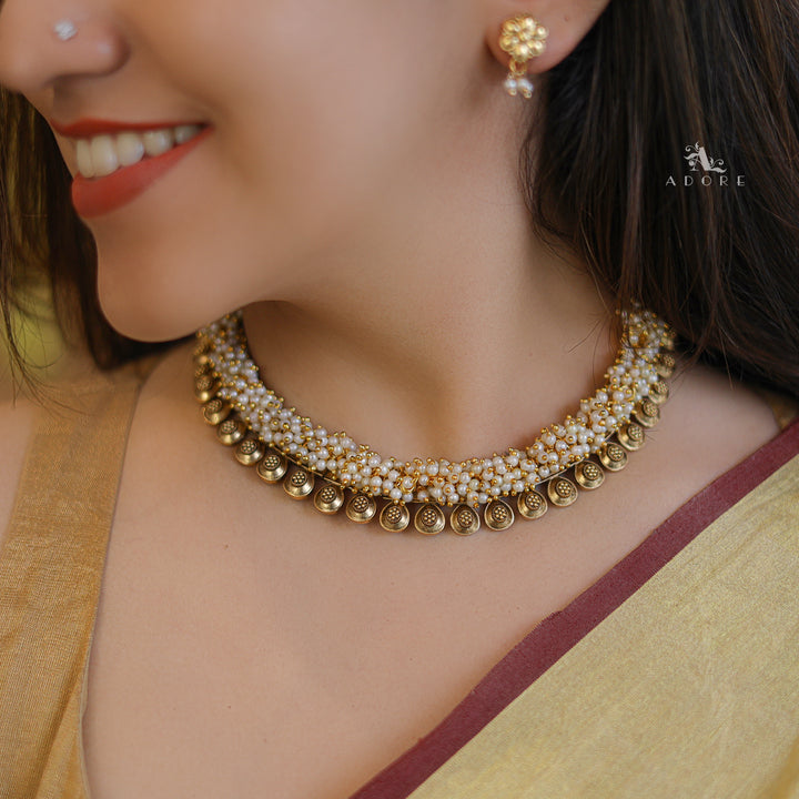 Agnikaa Cluster Pearl And Golden Ball Short Neckpiece With Earring