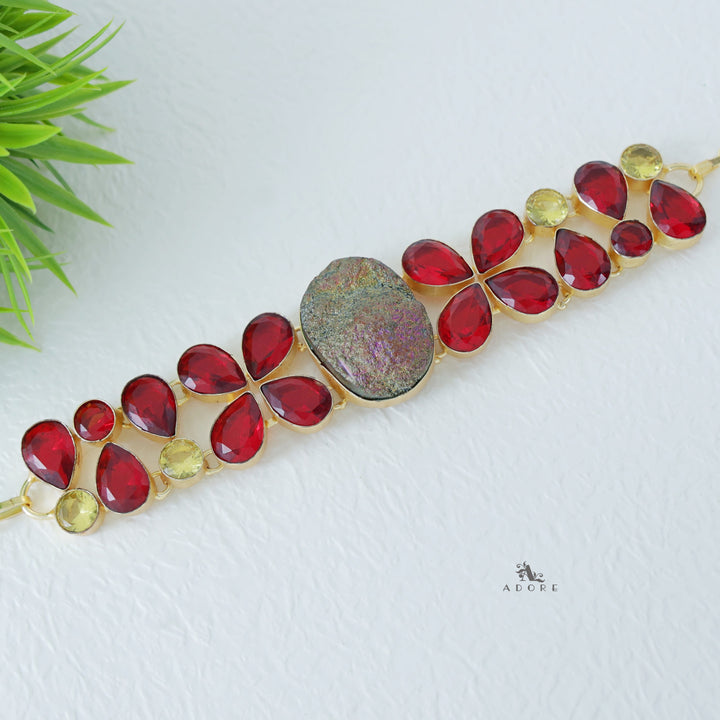 Tazmia Choker