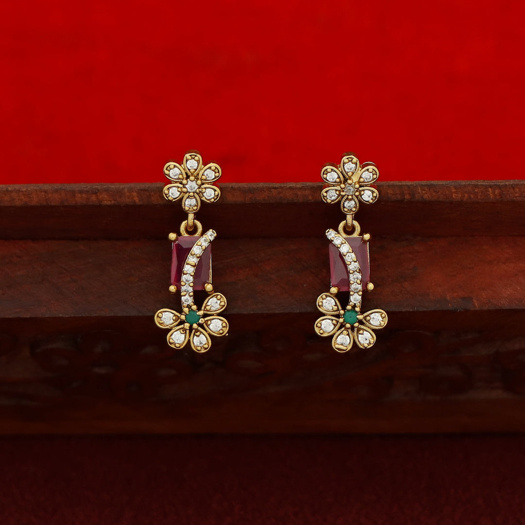 Poornasree Rectangle Glossy Flower Short Neckpiece With Earring