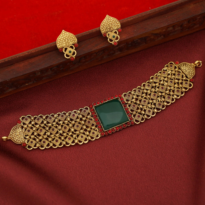 Madhavika Green Square Choker with Stud
