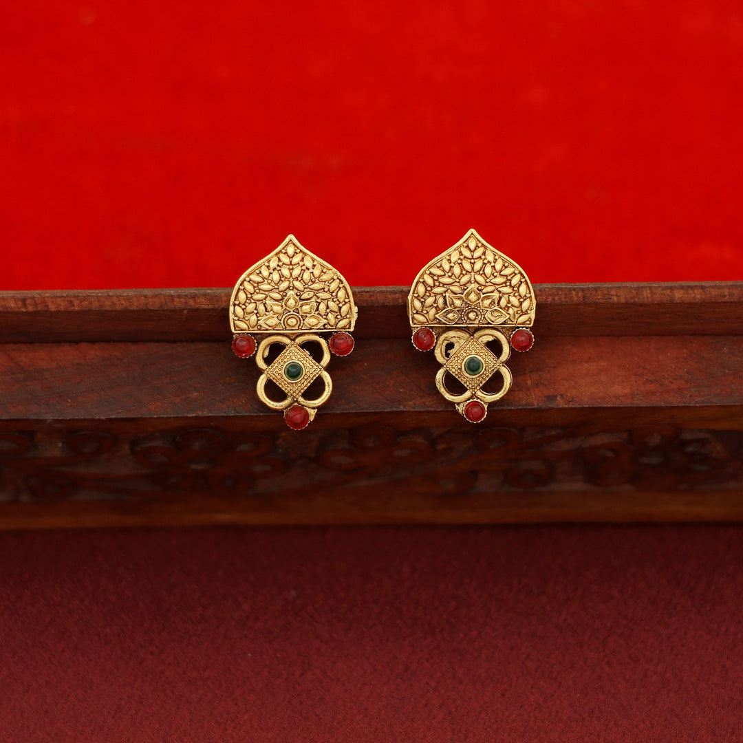 Madhavika Green Square Choker with Stud