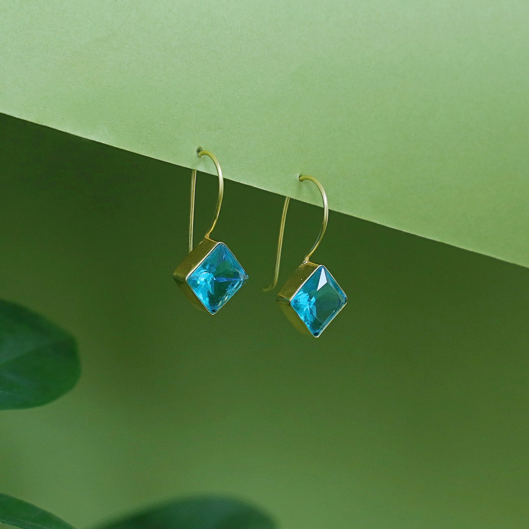 Glossy Diamond Drops