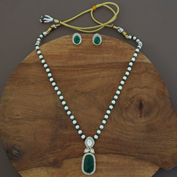 Muhurat Polki Kundan Neckpiece With Earring