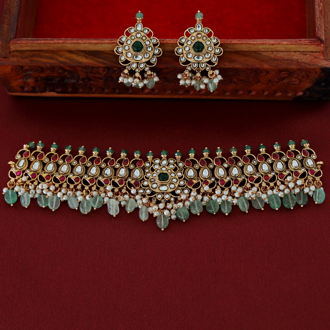 Kanha Kundan Bridal Choker With Earring
