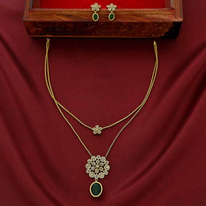 Hiya 2 Layer Blossom Flower Neckpiece With Earring