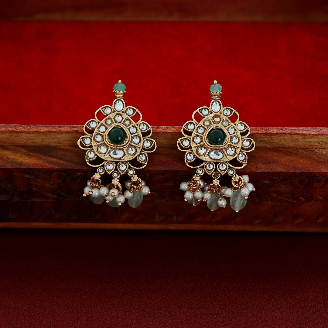 Kanha Kundan Bridal Choker With Earring