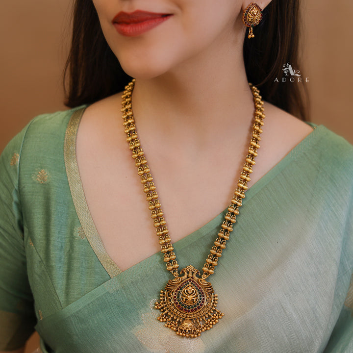 Vedansha Long Haram Neckpiece With Earring