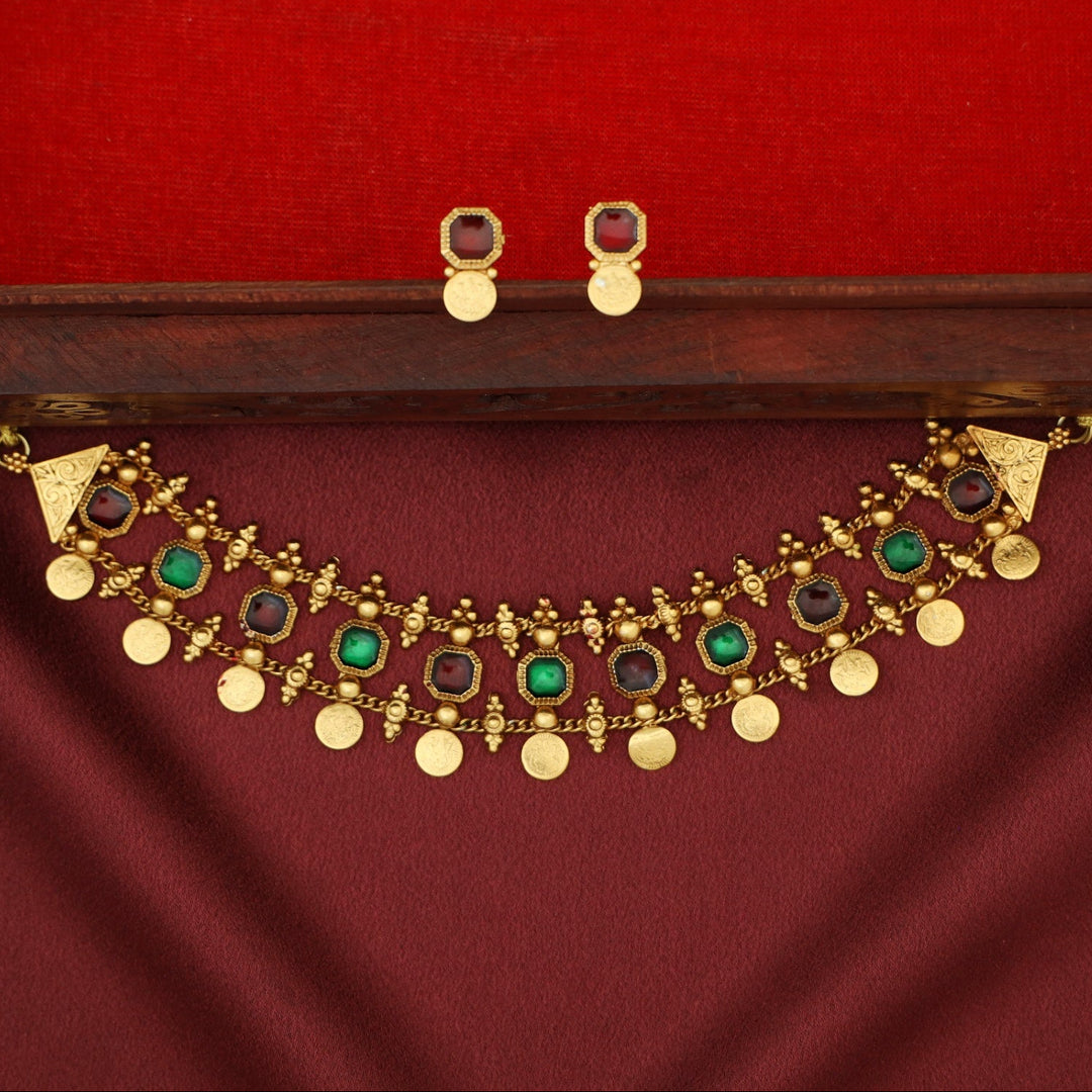 Jyotirmayee Mini Kashi Octagon Enamel Choker With Earring