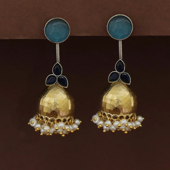 Vaida Dual Tone Circle Half Jhumka Cluster Pearl Earring