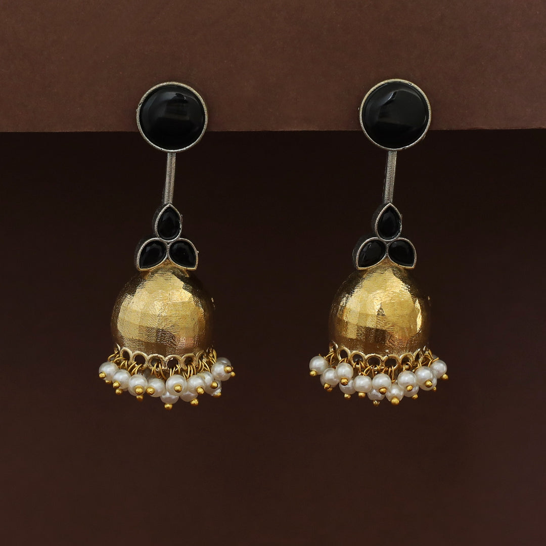 Vaida Dual Tone Circle Half Jhumka Cluster Pearl Earring