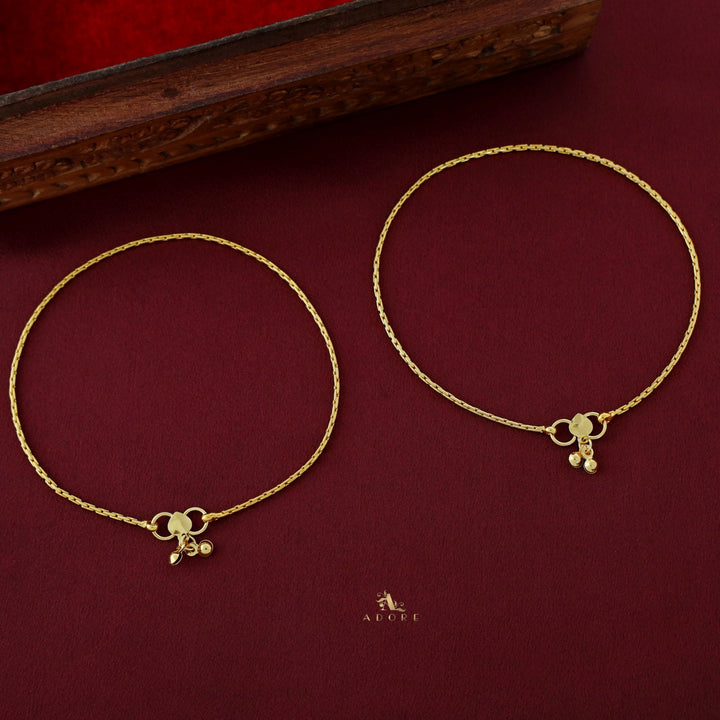Laasya Golden Anklet