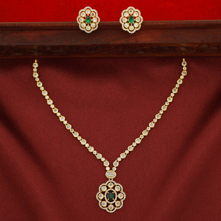 Nirvika Flower Pendant Neckpiece With Stud