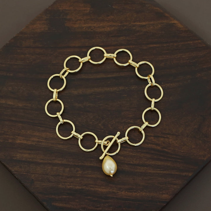 Golden Circle Pearl Link Lock Bracelet