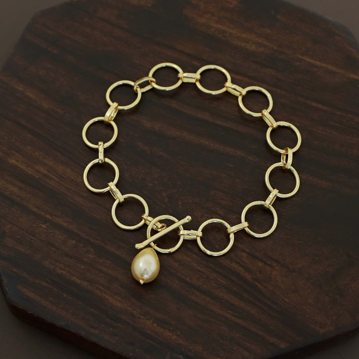 Golden Circle Pearl Link Lock Bracelet