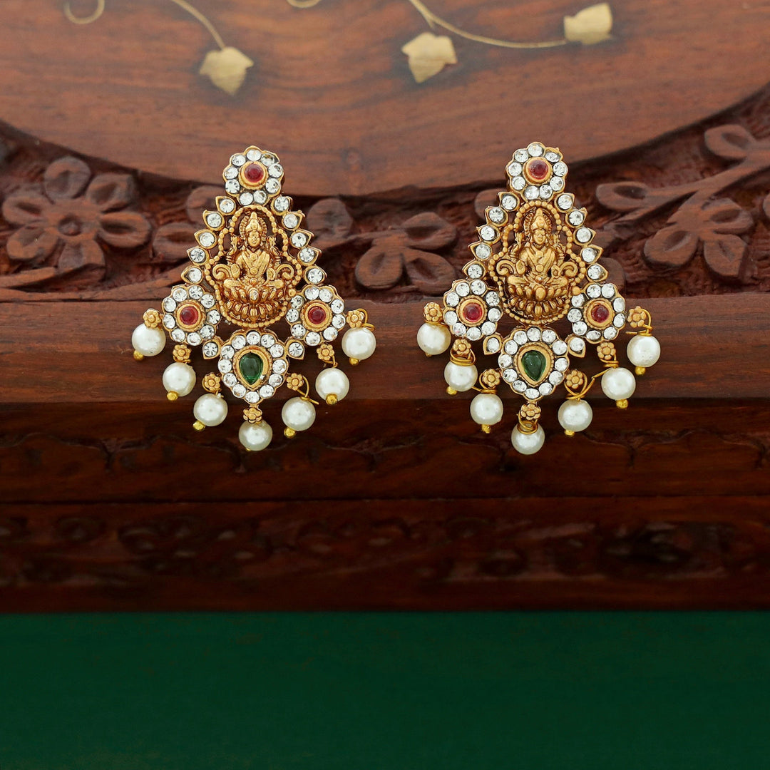 Hemamalini Golden Lekshmi Pearl Neckpiece With Earring