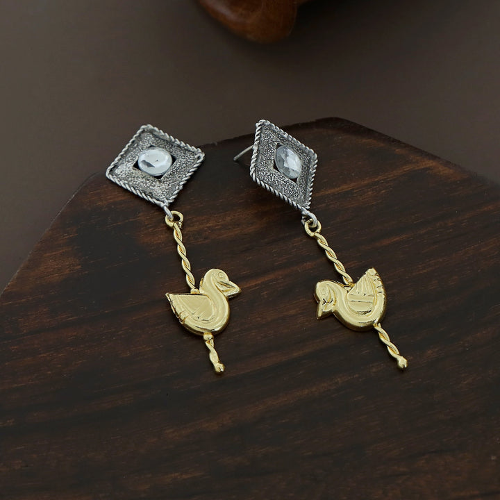 Celestia Dual Tone Earring