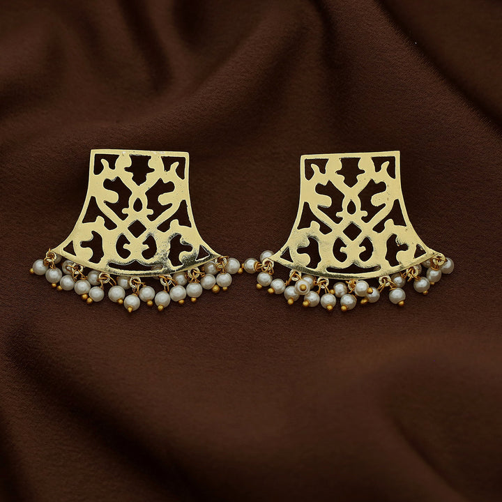 Vivia Golden FilIgree Cluster Pearl Earring