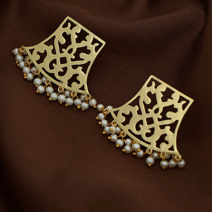 Vivia Golden FilIgree Cluster Pearl Earring