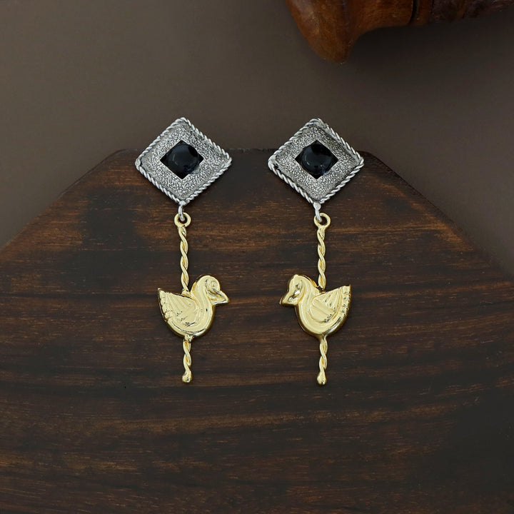 Celestia Dual Tone Earring