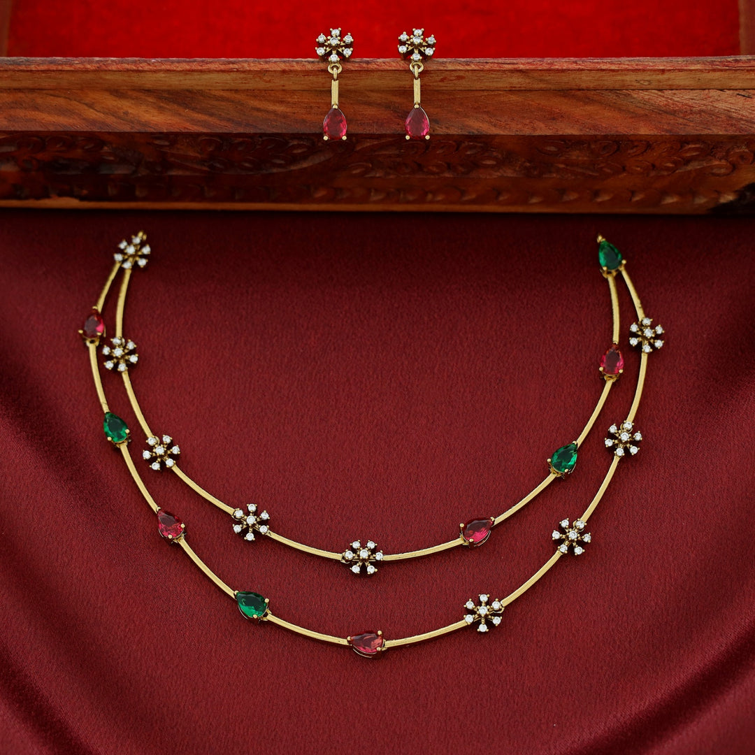 Sayali Half Glossy 2 Layer Stiff Neckpiece With Earring