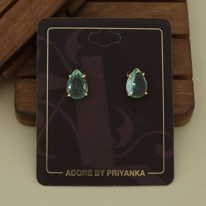 Glossy Rain Drop Claw Stud