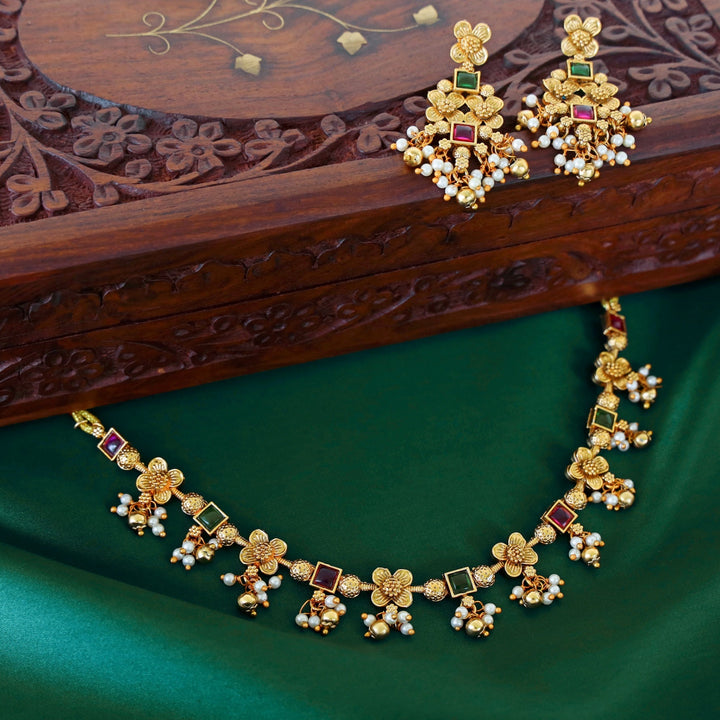 Madhu Blossom Glossy Pearl Neckpiece With Earring